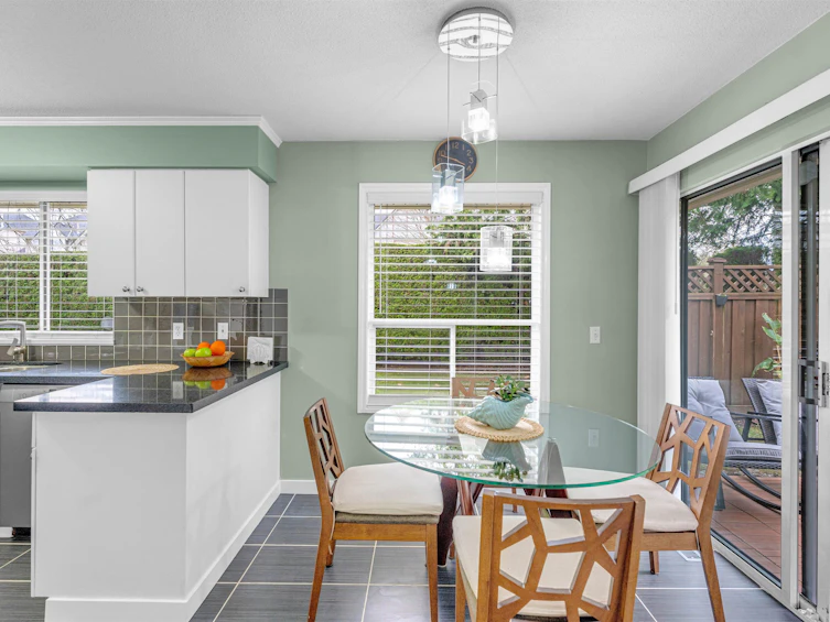 28-10130 155 Street, Surrey, BC, V3R 0R6 - 2