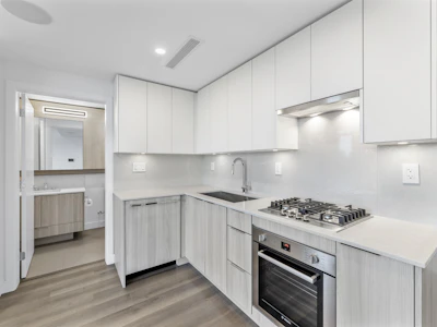 1404-901 Lougheed Highway - 4