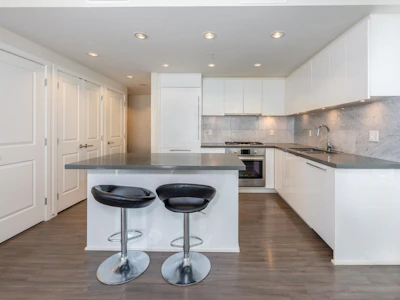 709-7368 Gollner Avenue - 4