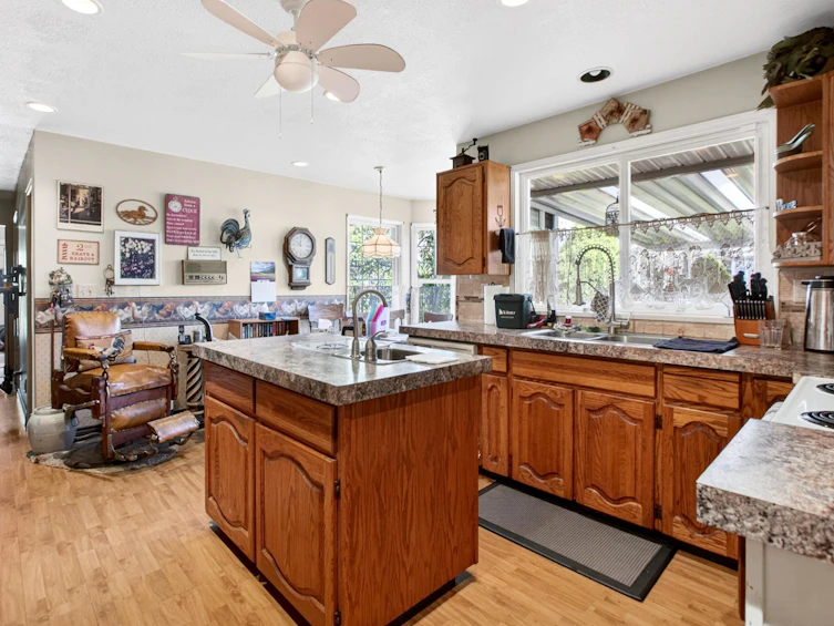 15467 Kildare Drive, Surrey, BC, V3S 6L2 - 7