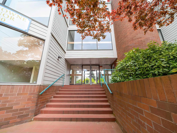 326-8500 Lansdowne Road, Richmond, BC, V6X 3G4