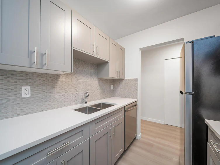 326-8500 Lansdowne Road, Richmond, BC, V6X 3G4 - 11