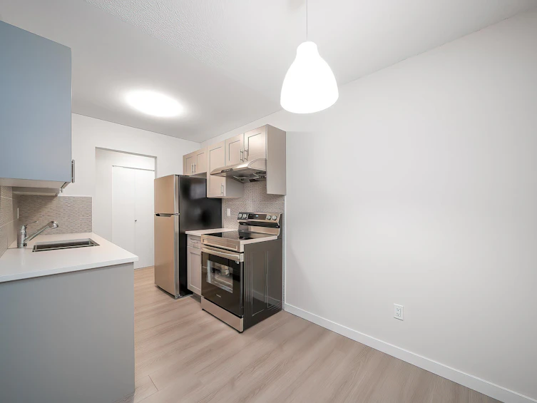 326-8500 Lansdowne Road, Richmond, BC, V6X 3G4 - 12