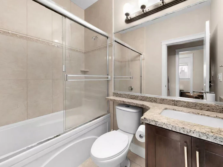 5880 Irmin Street, Burnaby, BC, V5J 1Y9 - 26