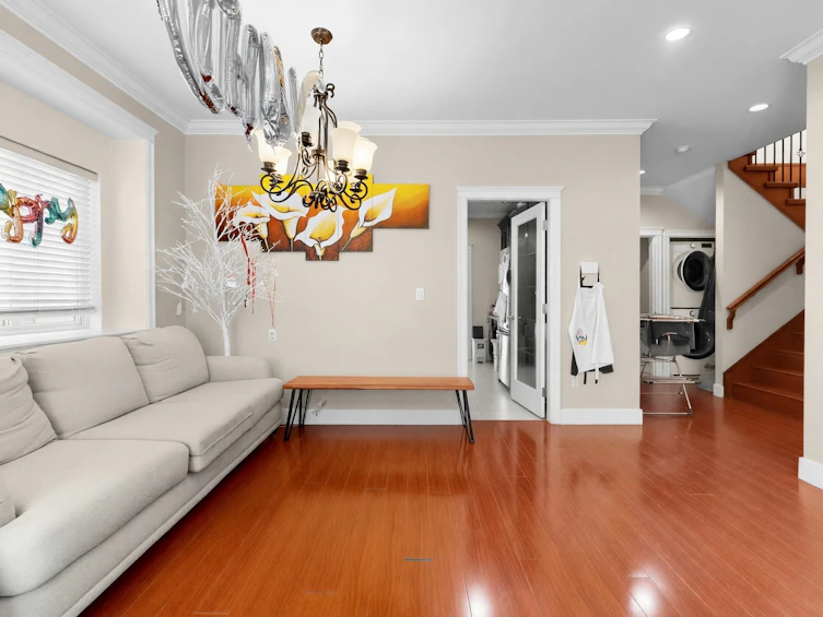5880 Irmin Street, Burnaby, BC, V5J 1Y9 - 8