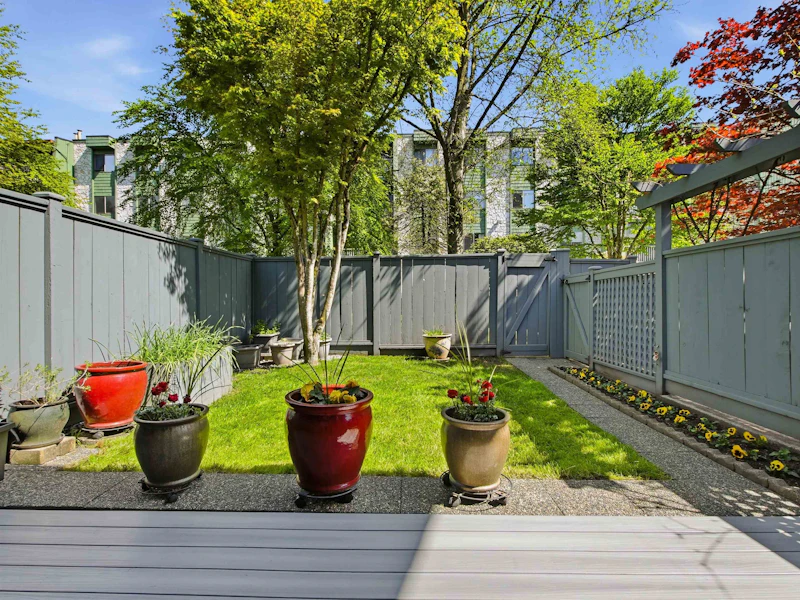 3862 Pentland Court, Burnaby BC V3N 4L4