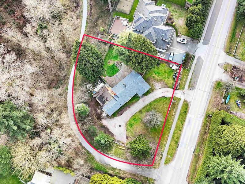 12136 New Mclellan Road, Surrey BC V3X 2X9
