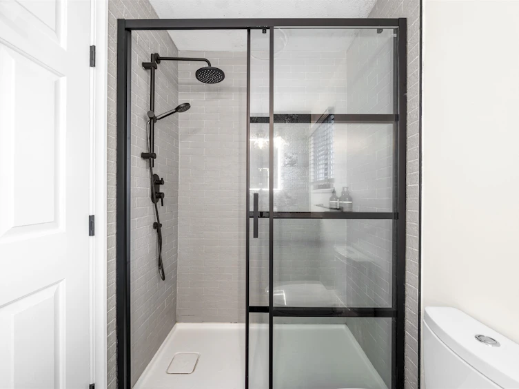 16071 8 Avenue, Surrey, BC, V4A 1A1 - 24