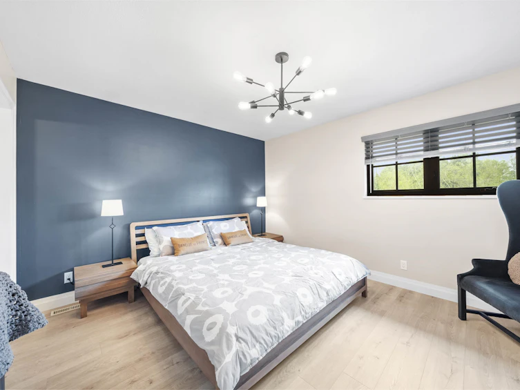 16071 8 Avenue, Surrey, BC, V4A 1A1 - 17