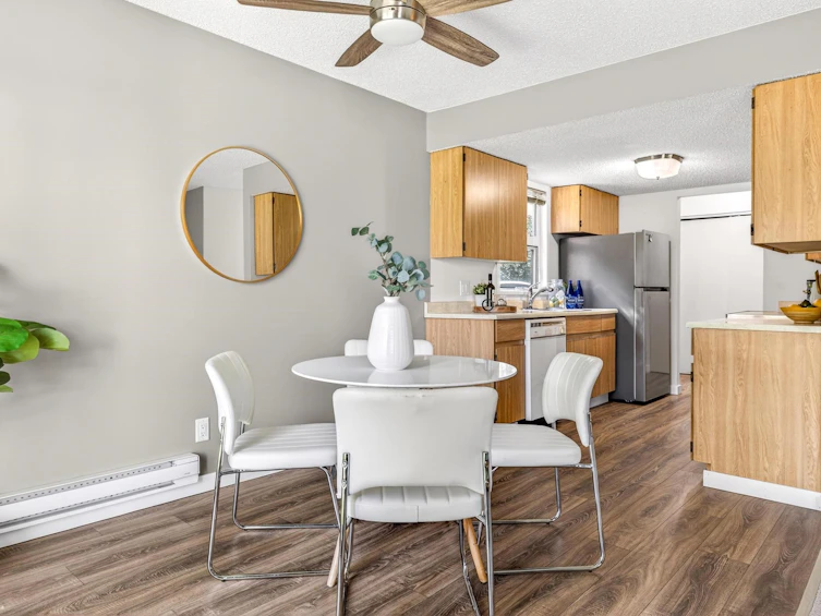 101-7120 133 Street, Surrey, BC, V3W 7Z7 - 14