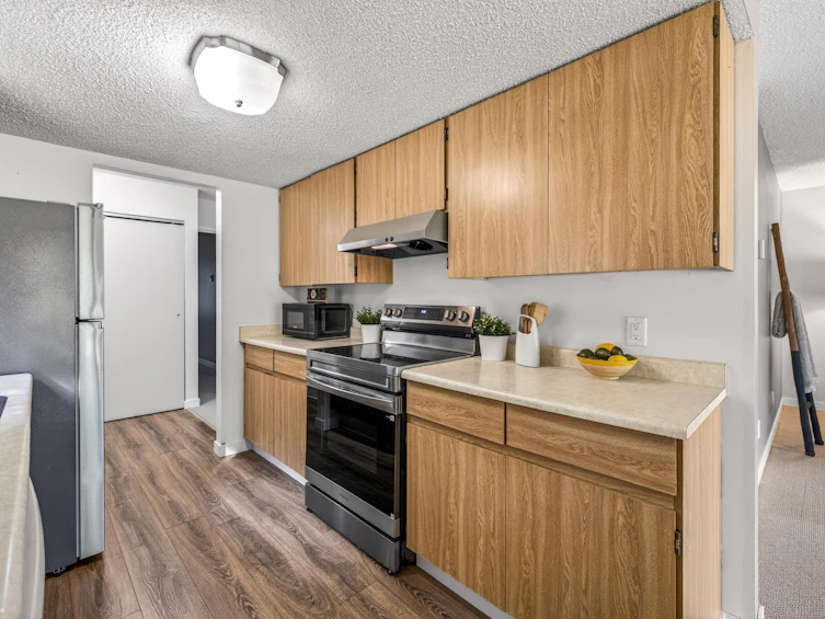 101-7120 133 Street, Surrey, BC, V3W 7Z7 - 11