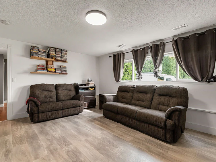 10218 Oval Drive, Chilliwack, BC, V2P 6S7 - 23