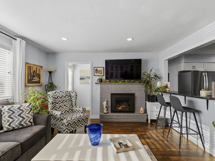33469 5 Avenue, Mission, BC, V2V 1W5 - 3