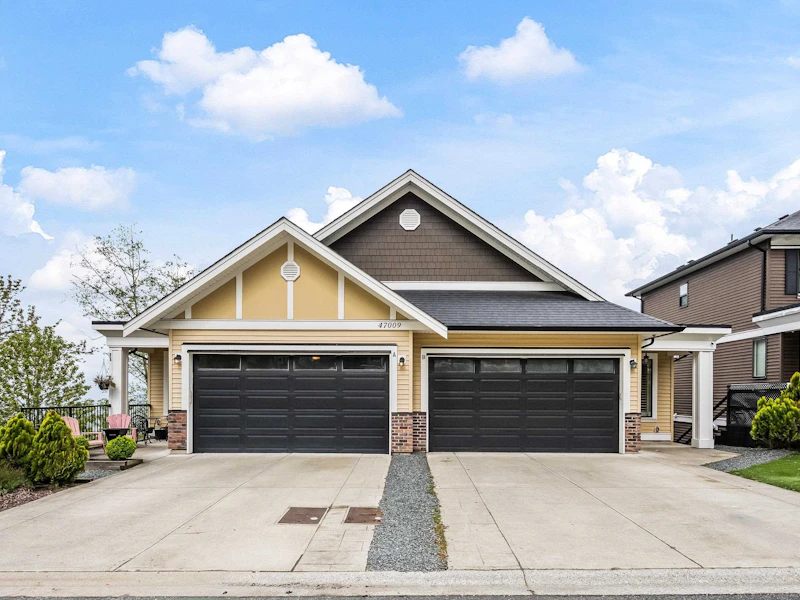 B - 47009 Sylvan Drive, Chilliwack BC