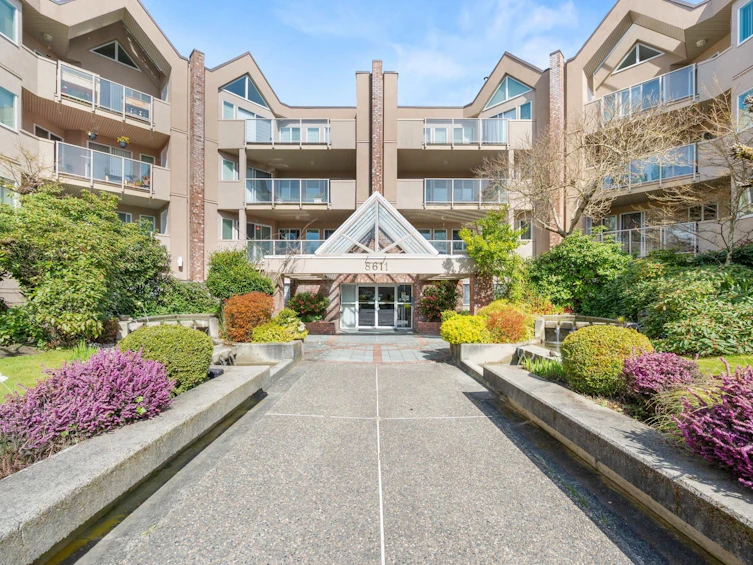 260-8611 Ackroyd Road, Richmond, BC, V6X 3P4 - 2