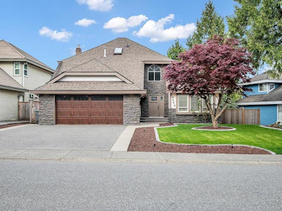 10646 E Glenwood Crescent - 2
