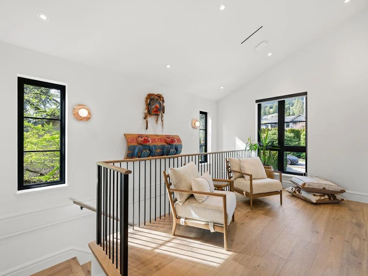 2392 Lawson Avenue, West Vancouver, BC, V7V 2E6 - 24