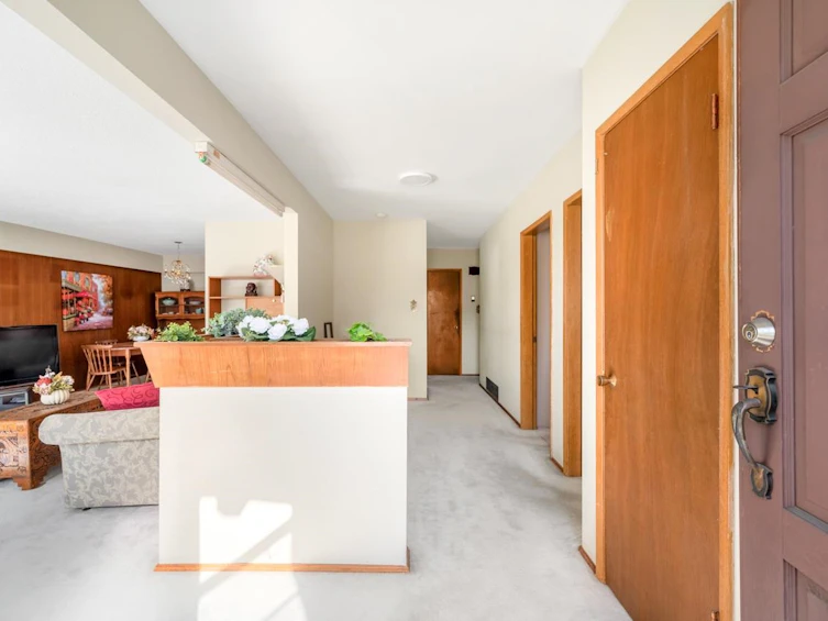 6036 Knight Street, Vancouver, BC, V5P 2V5 - 5