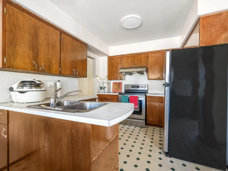 6036 Knight Street, Vancouver, BC, V5P 2V5 - 7