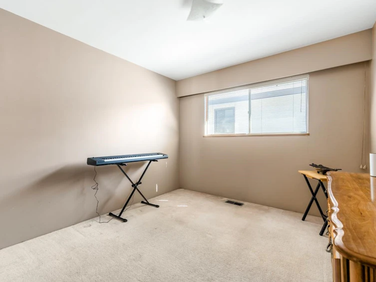 6036 Knight Street, Vancouver, BC, V5P 2V5 - 19