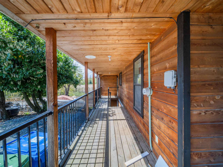2475 Mt. Lehman Road, Abbotsford, BC, V4X 2N2 - 8