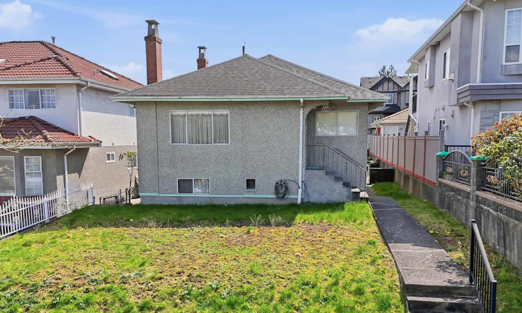 3090 Kitchener Street