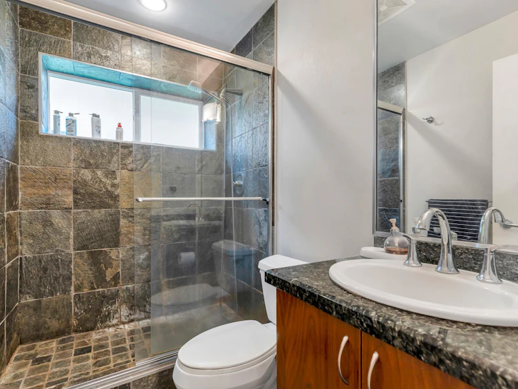 10033 181 Street, Surrey, BC, V4N 5B5 - 31
