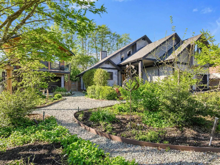 41281 Meadow Avenue, Squamish, BC, V0N 1T0