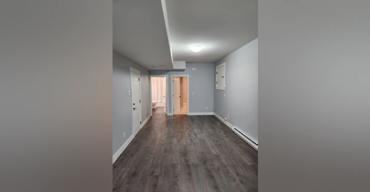 3417 Devonshire Avenue, Coquitlam, BC, V3E 0B2 - 3