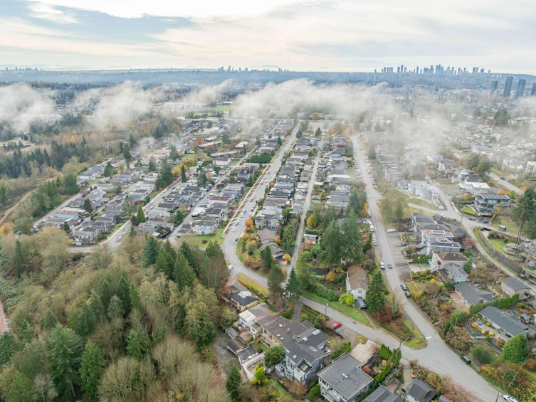 211 N Warwick Avenue, Burnaby, BC, V5B 1K8 - 28