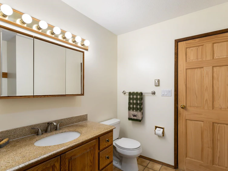 24400 130 Avenue, Maple Ridge, BC, V4R 2S2 - 10
