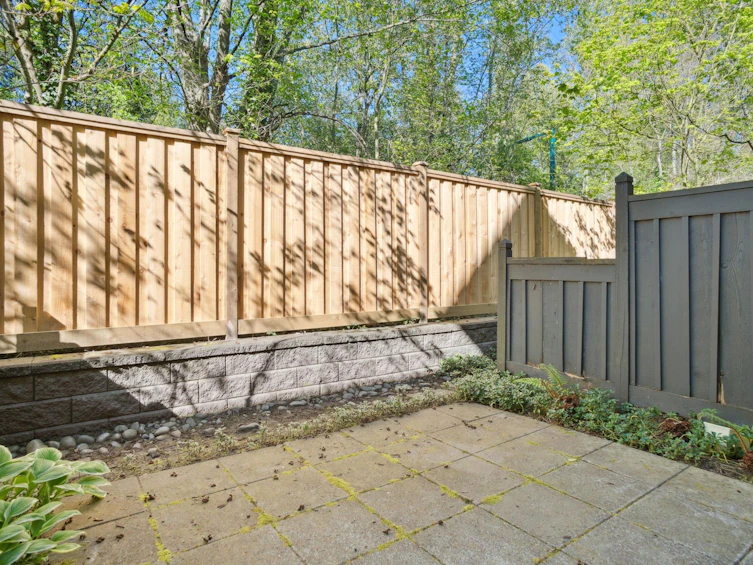 7411 Columbia Street, Vancouver, BC, V5X 4X4 - 29