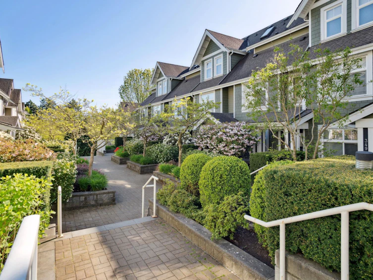 7411 Columbia Street, Vancouver, BC, V5X 4X4