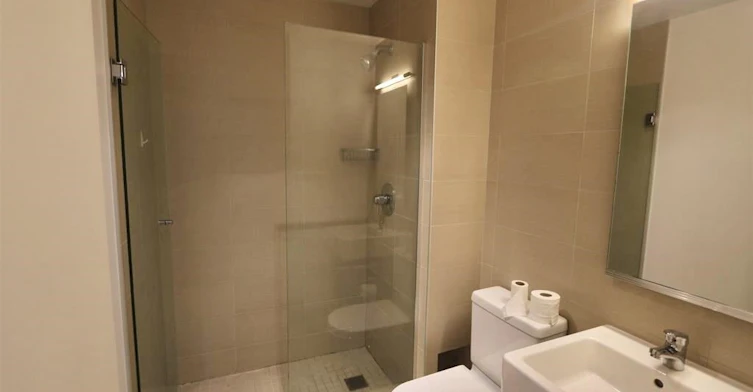 8080 Cambie Road, Richmond, BC, V6X 0C1 - 2