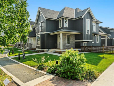 205-46211 Promontory Road - 2