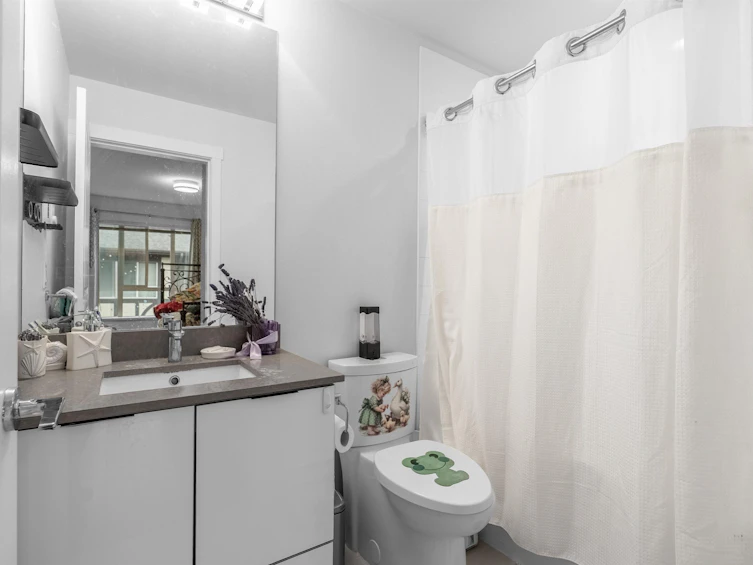 31-10388 No. 2 Road, Richmond, BC, V7E 0B9 - 18