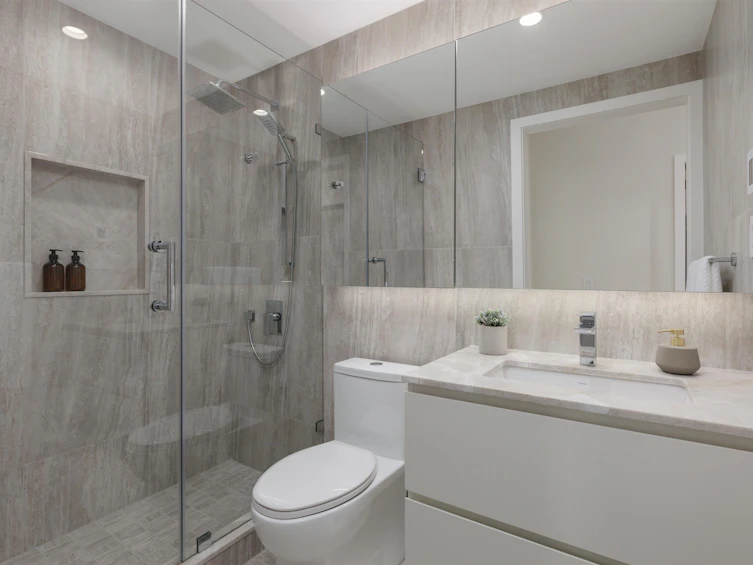 713-688 W 57th Avenue, Vancouver, BC - 8