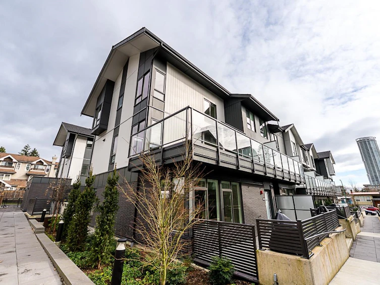 210-7161 17th Avenue, Burnaby, BC, V3N 0K1 - 26