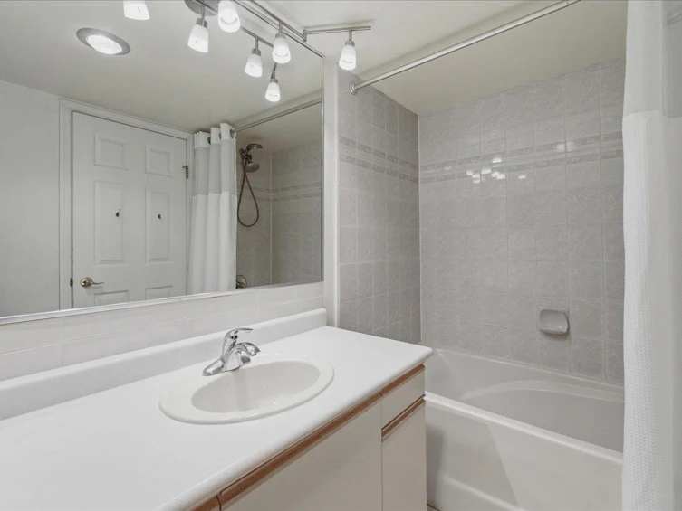 214-7435 Moffatt Road, Richmond, BC, V6Y 1X9 - 25