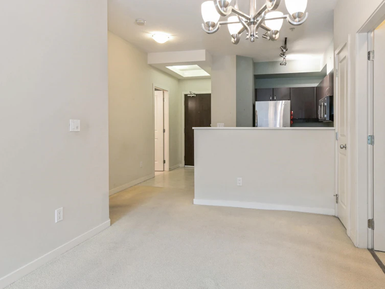 105-10866 City Parkway, Surrey, BC, V3T 5W9 - 6