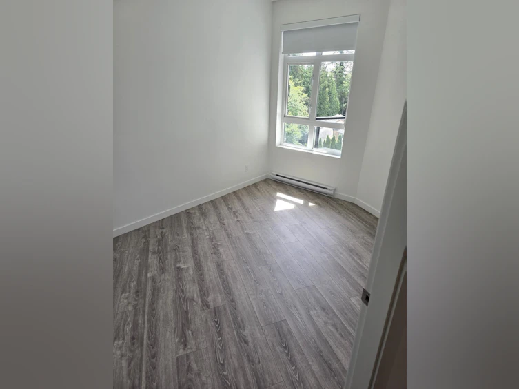521-13968 Laurel Drive, Surrey, BC, V3T 1A8 - 5