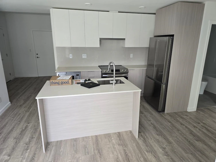 521-13968 Laurel Drive, Surrey, BC, V3T 1A8 - 4