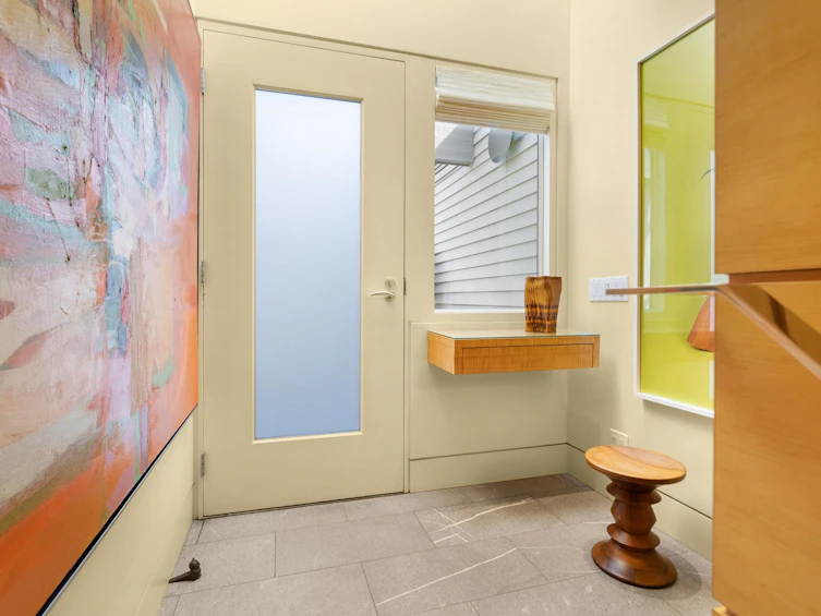 2564 W 1st Avenue, Vancouver, BC, V6K 1G7 - 4
