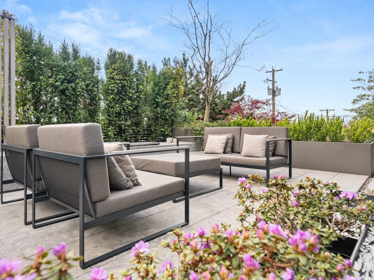 2564 W 1st Avenue, Vancouver, BC, V6K 1G7 - 9