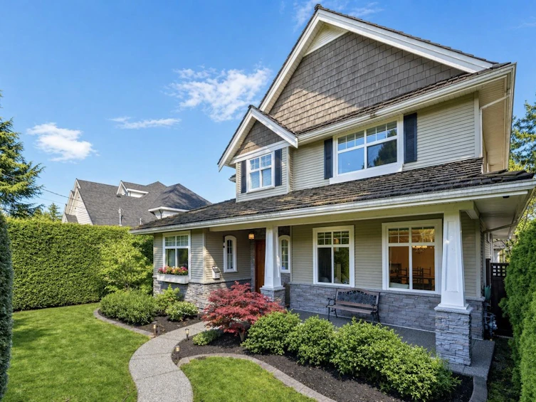 1930 140 Street, Surrey, BC, V4A 4H3