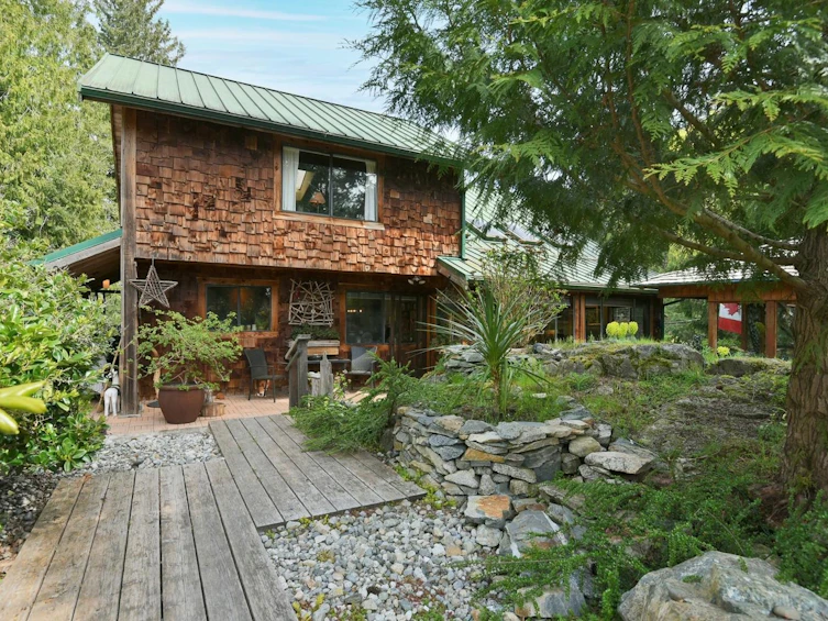 4865 Bowsprit Drive, Pender Harbour Egmont, BC, V0N 2H1 - 2
