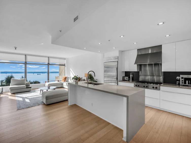 401-3315 Cypress Place, West Vancouver, BC, V7S 3J7 - 8