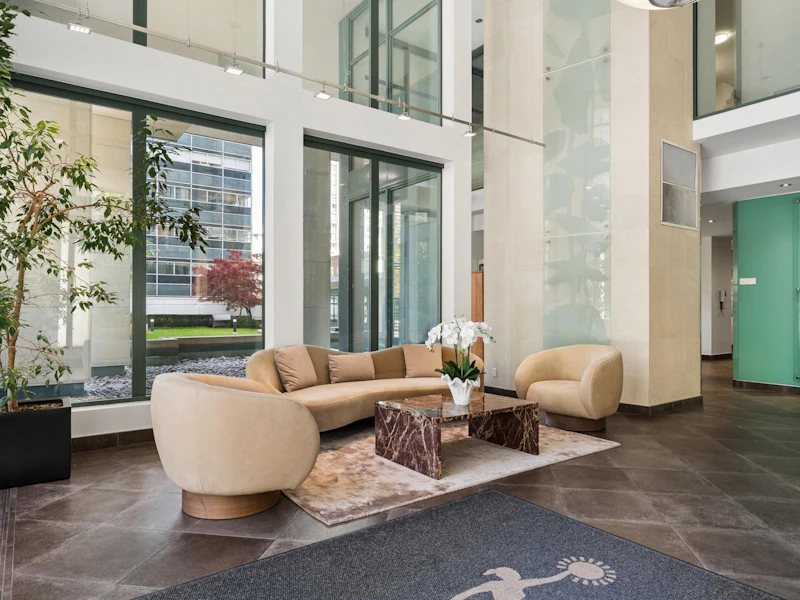 705 - 1239 W Georgia Street, Vancouver BC V6E 4R8