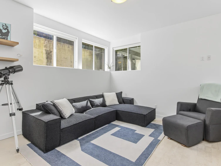 1007 Jay Crescent, Squamish, BC, V8B 0P2 - 34