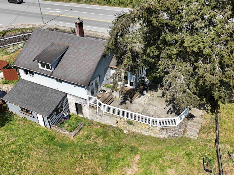 1010 Joe Road, Roberts Creek, BC, V0N 2W5 - 27